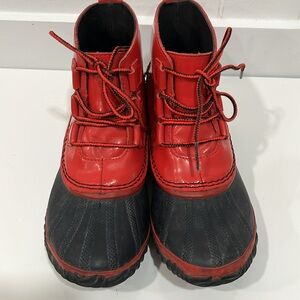 Sorel Rain Boots Red Leather Patten Duck Lace up Woman’s 9